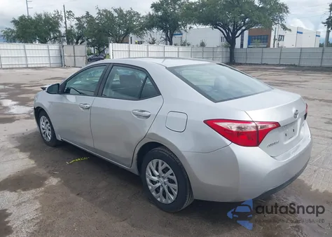 2019 Toyota Corolla Le z USA, uszkodzony, nr VIN 5YFBURHEXKP921202